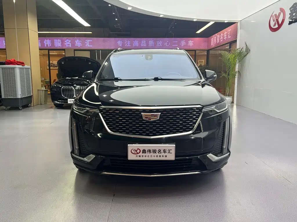 Cadillac XT6 2022 2.0T мест 120