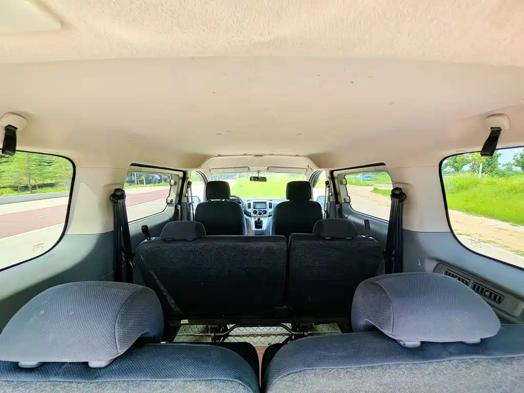 Nissan NV200 — миниатюра 14