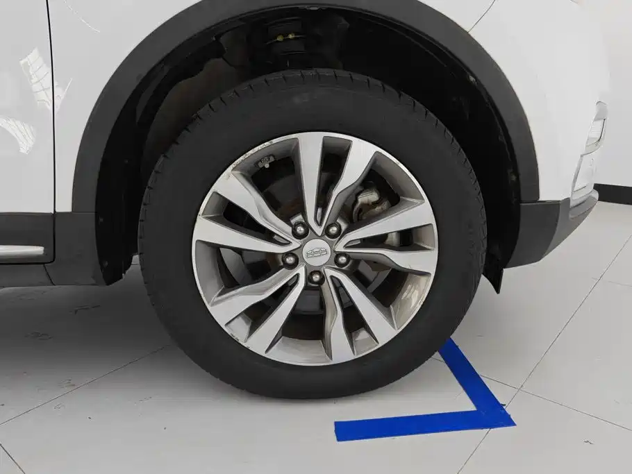 Geely Boyue — миниатюра 6