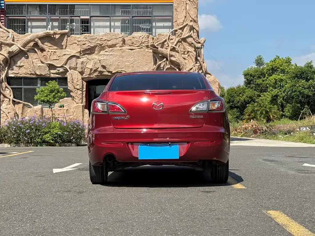 Mazda 3 Xingcheng — миниатюра 4
