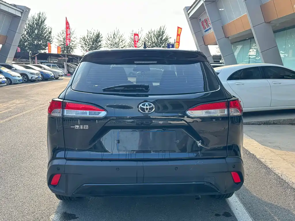 Toyota Corolla Cross — миниатюра 9