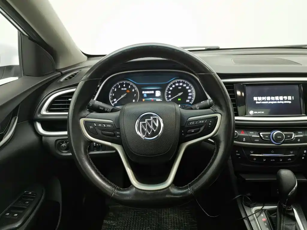 Buick Excelle — миниатюра 11