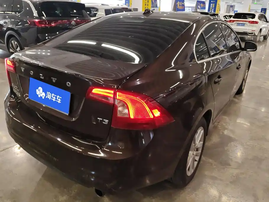 Volvo S60 — миниатюра 3