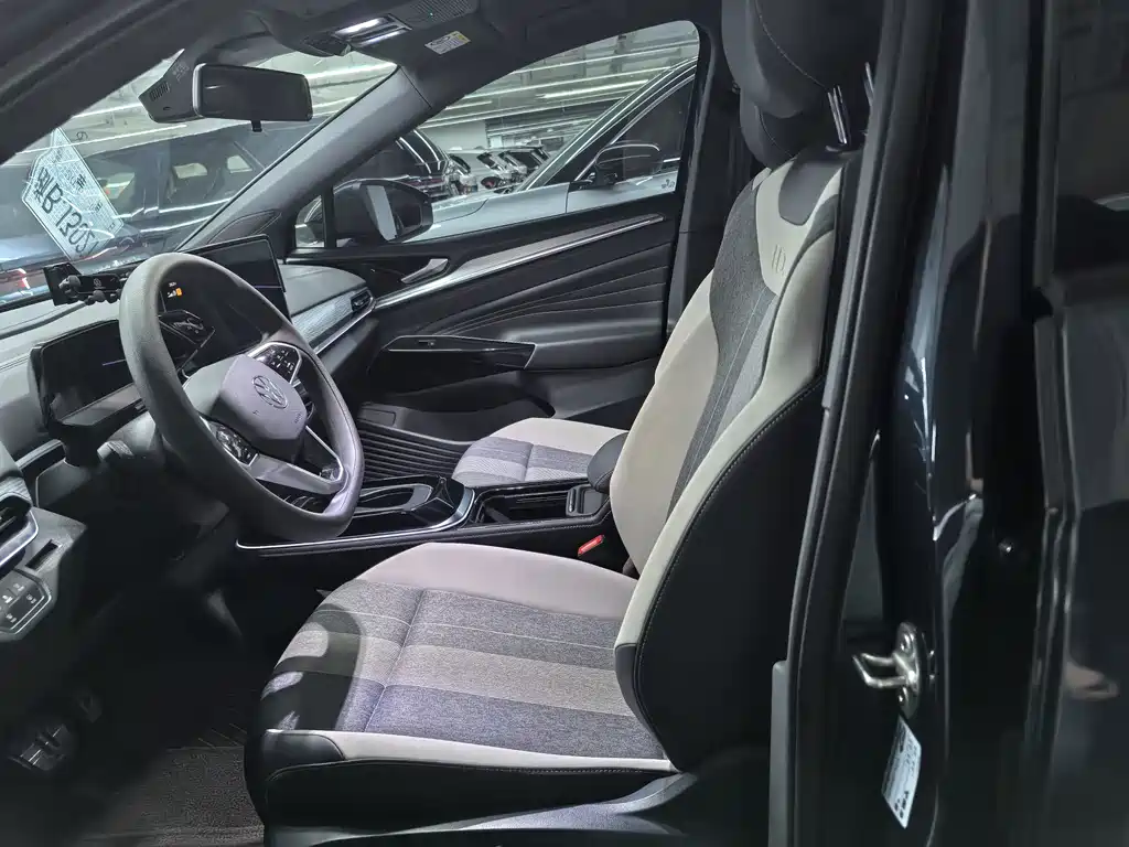 Volkswagen ID.4 Crozz — миниатюра 4