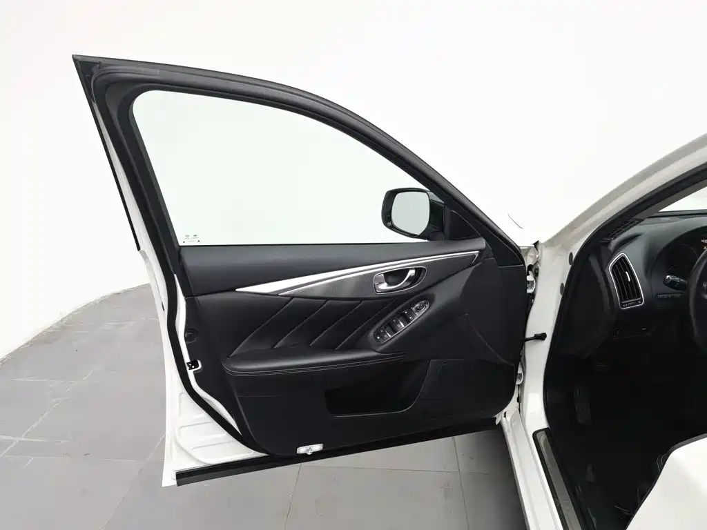 Infiniti Q50L — миниатюра 8