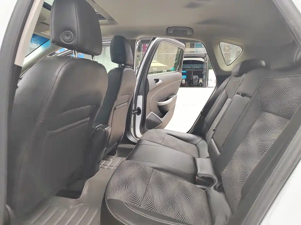 Buick Excelle — миниатюра 5