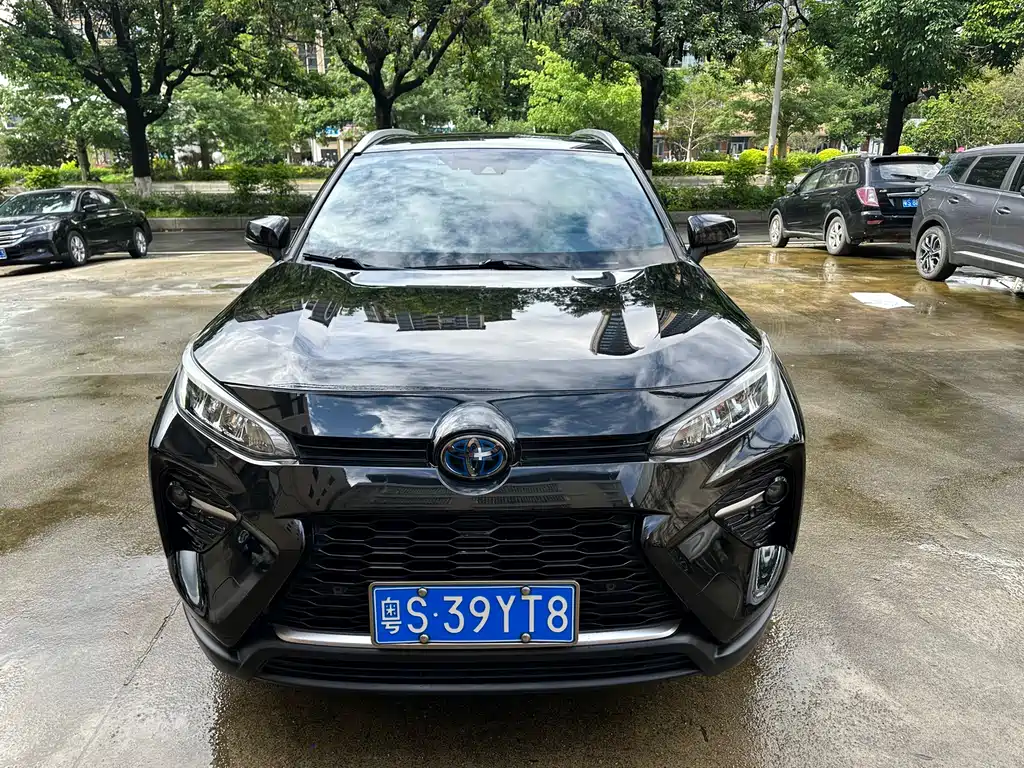 Toyota Wildlander 2020 2.5L E-CVT Luxury