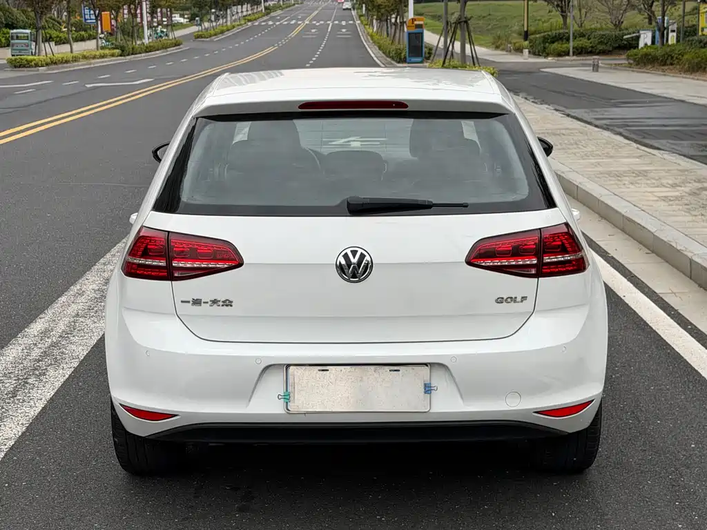 Volkswagen Golf — миниатюра 5