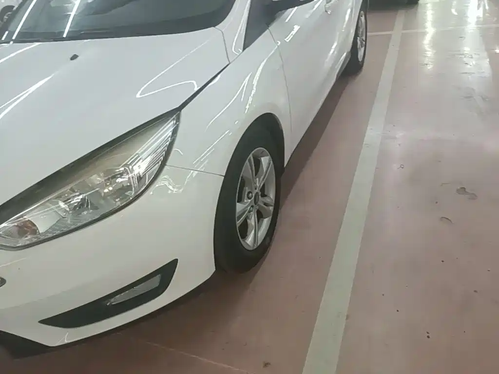 Ford Focus — миниатюра 23