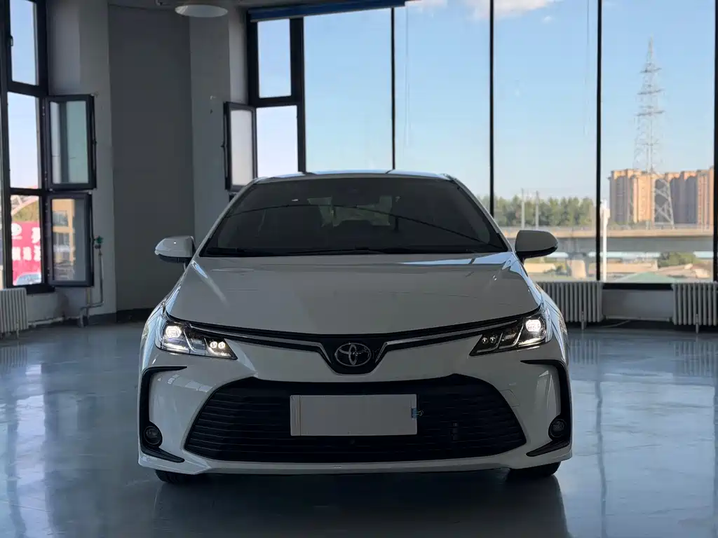 Toyota Corolla — миниатюра 2