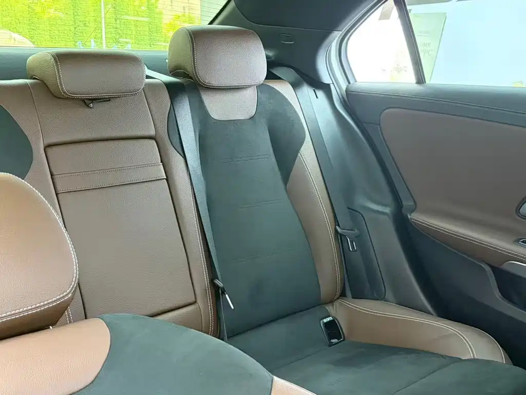 Mercedes-Benz A-Class — миниатюра 19