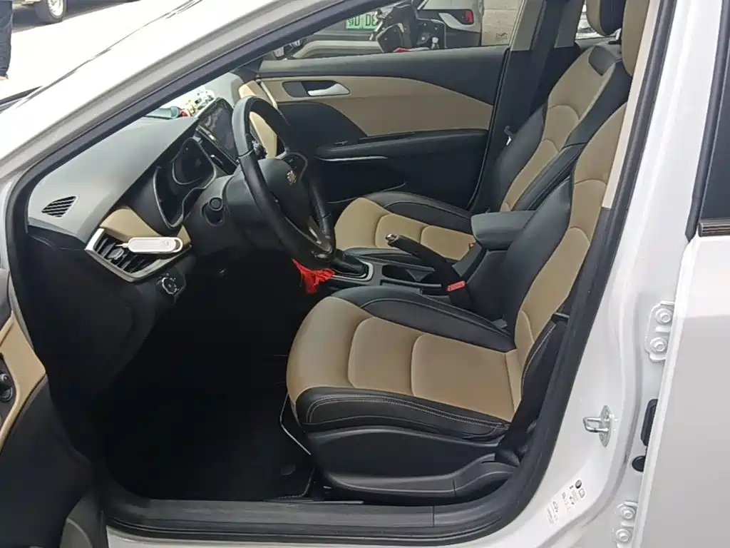 Chevrolet Monza — миниатюра 15
