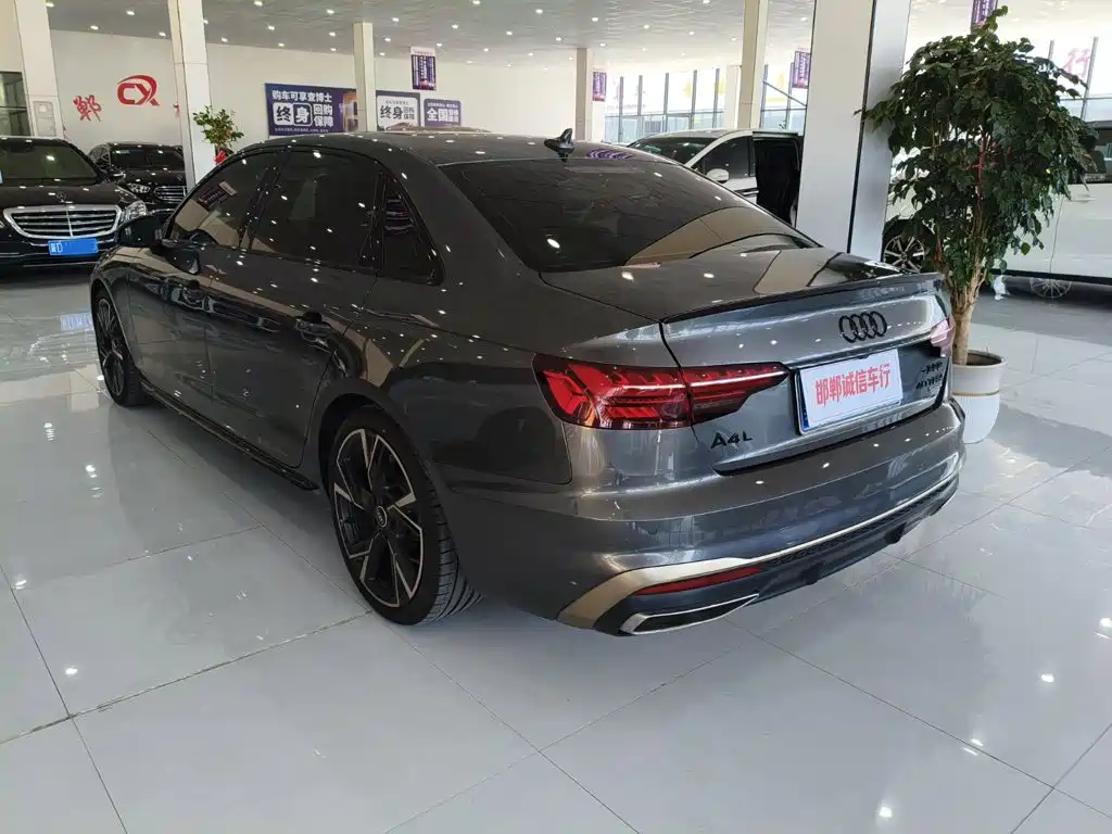 Audi A4L — миниатюра 6