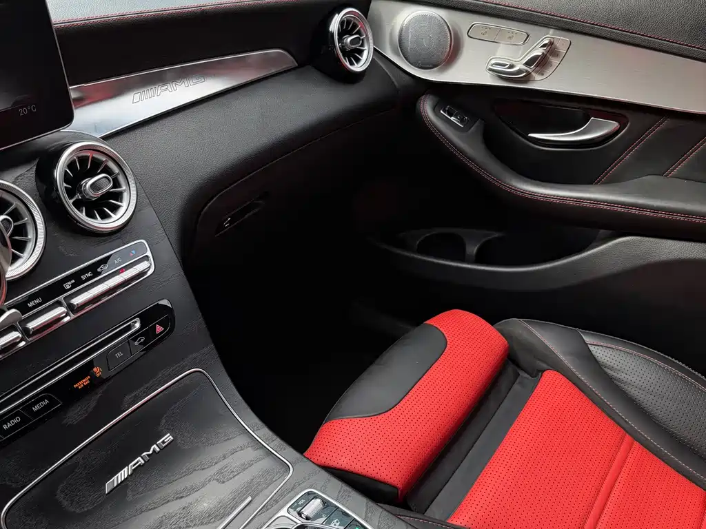 Mercedes-Benz GLC Coupe AMG — миниатюра 13