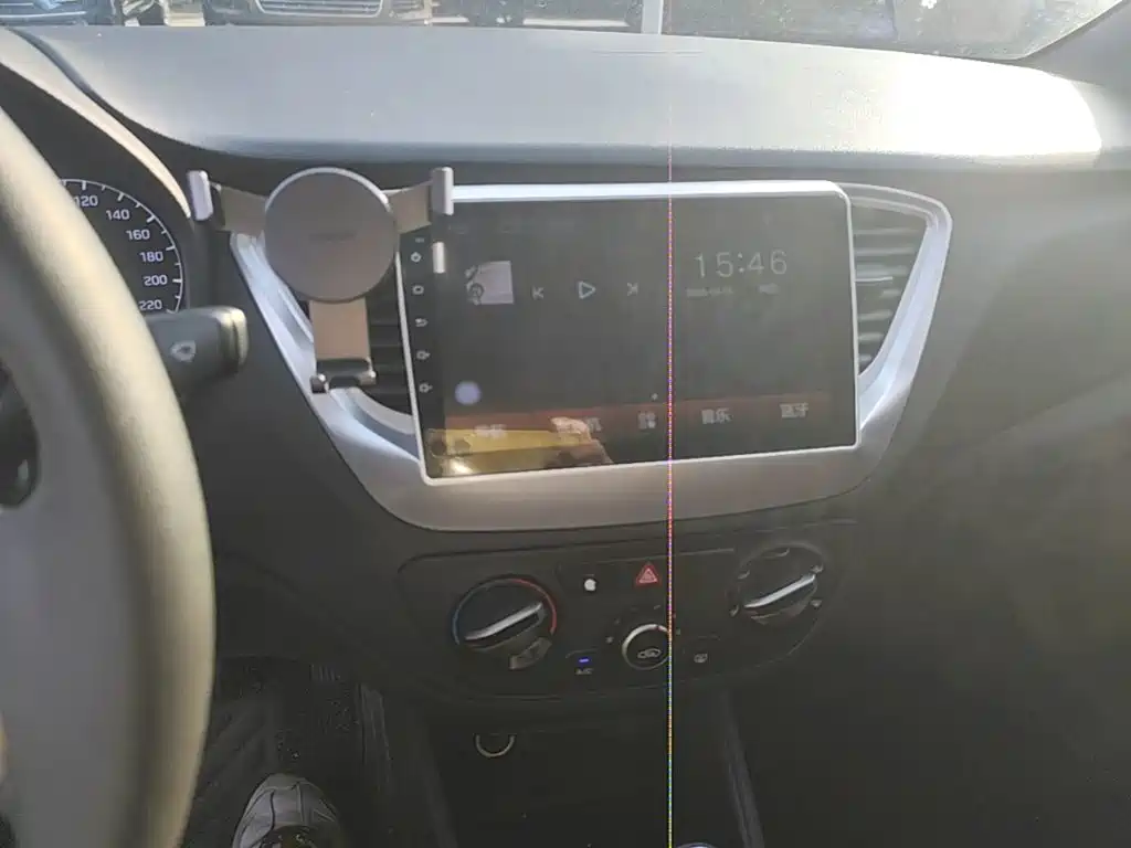 Hyundai Verna — миниатюра 13