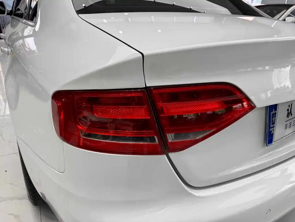 Audi A4L — миниатюра 27