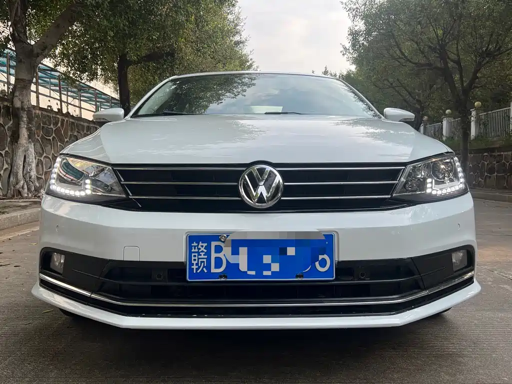 Volkswagen Sagitar — миниатюра 2