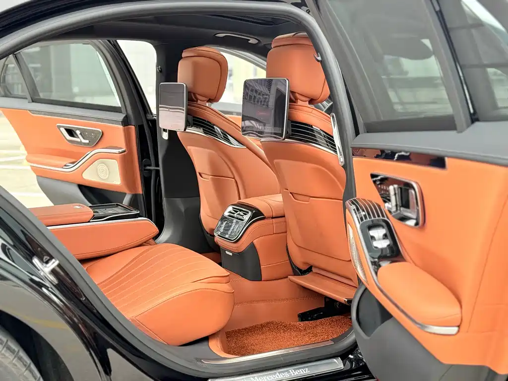 Mercedes-Benz S-Class — миниатюра 7