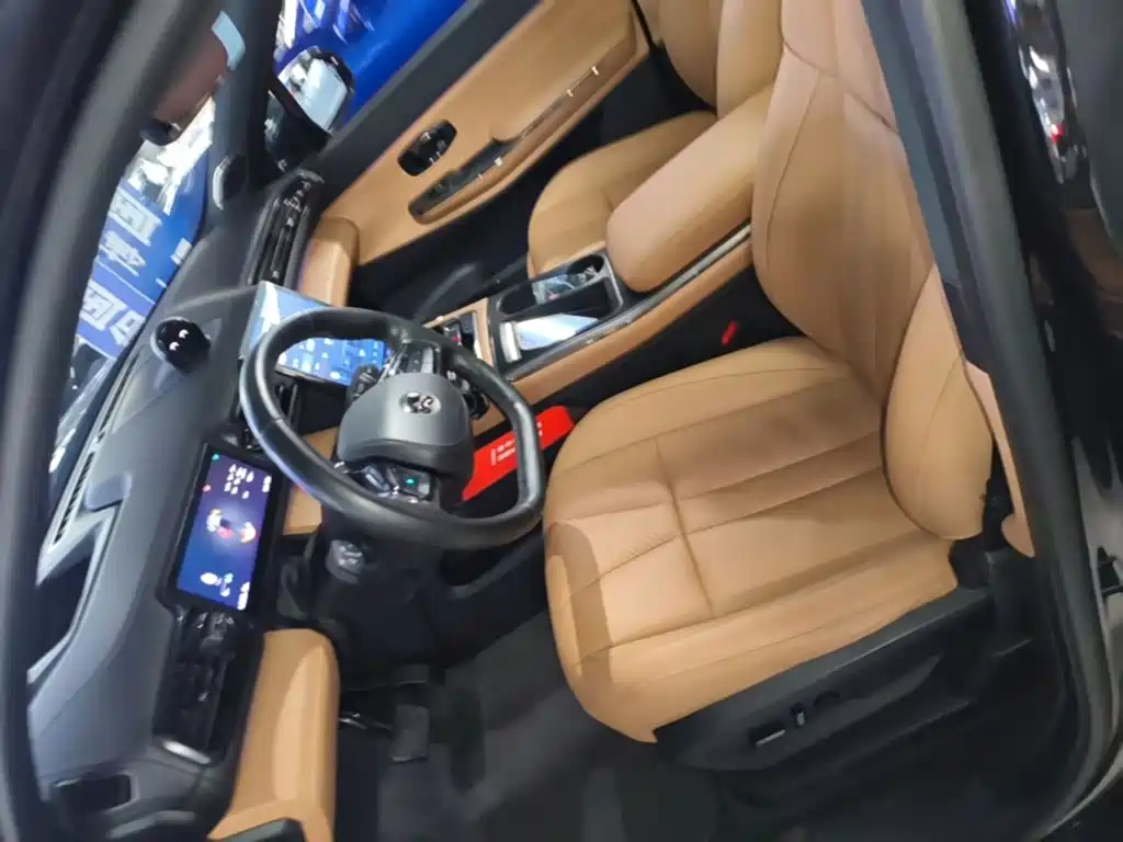 NIO ES8 — миниатюра 15