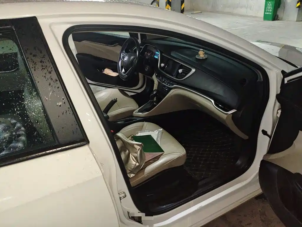 Buick Excelle — миниатюра 19