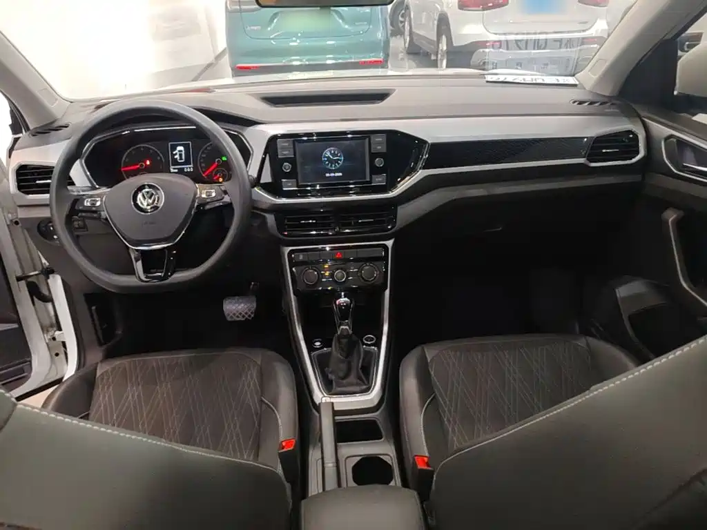Volkswagen T-Cross — миниатюра 10