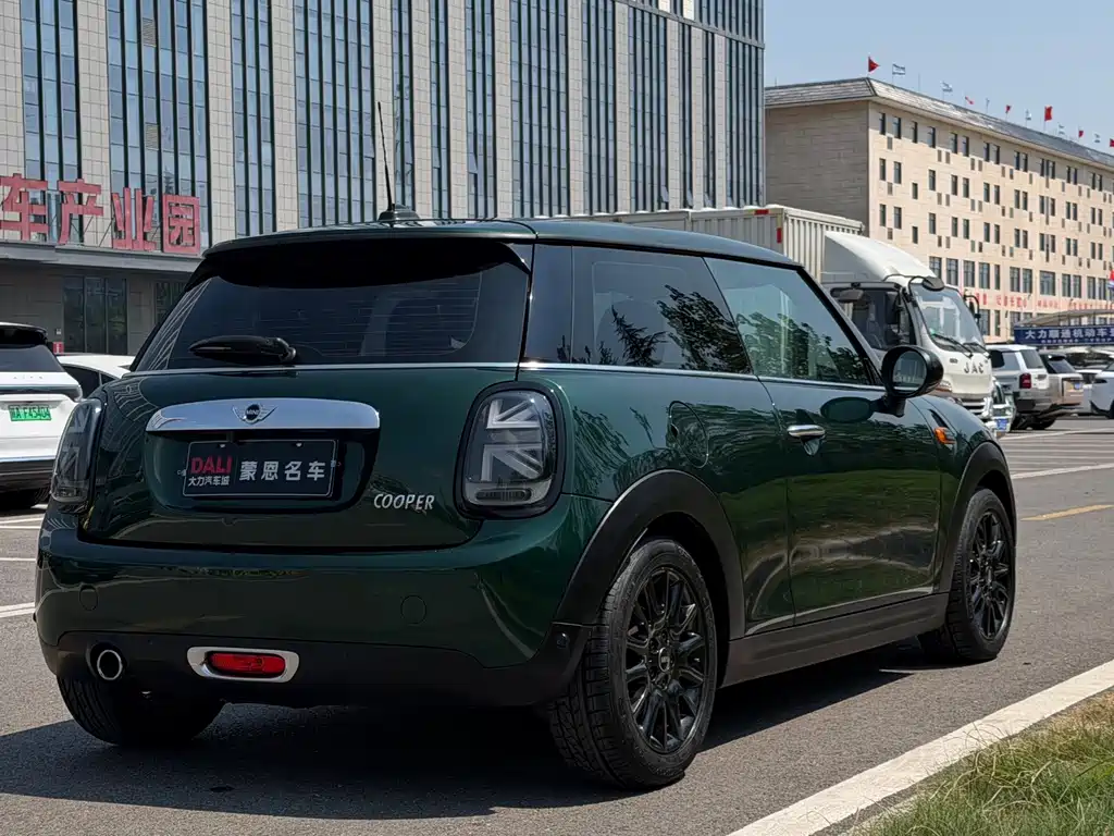 MINI Mini — миниатюра 6