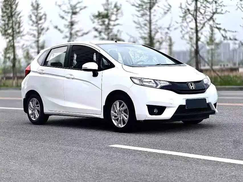Honda Fit — миниатюра 3
