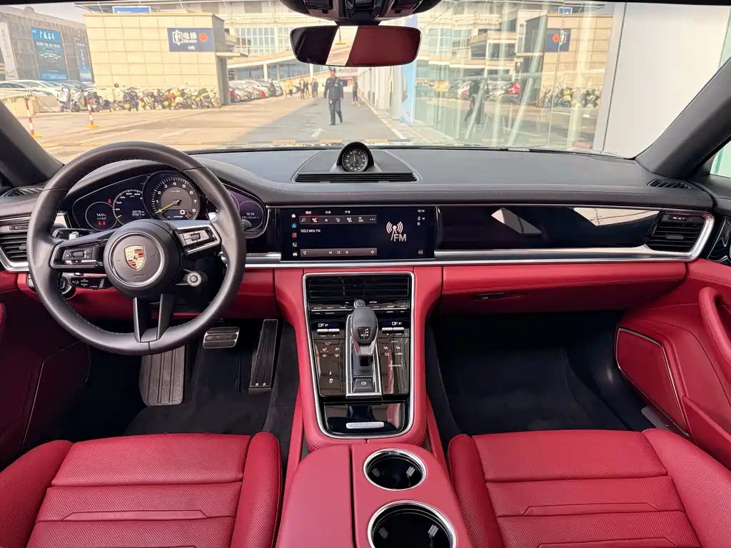 PORSCHE PANAMERA NEW ENERGY