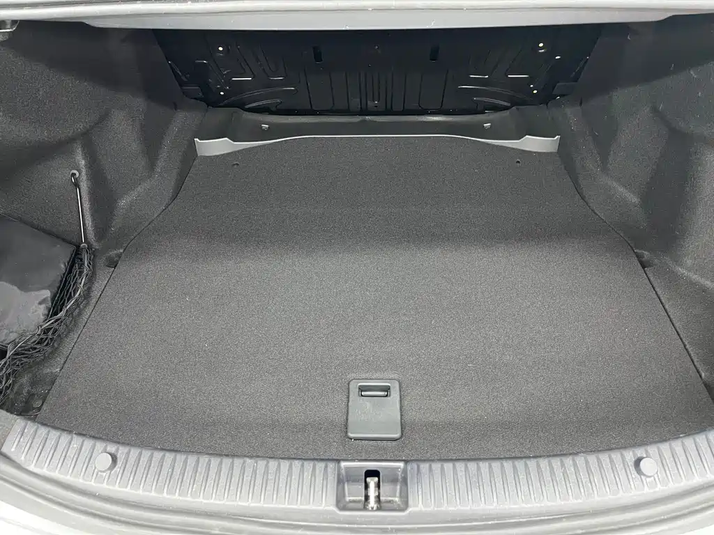 Mercedes-Benz C-Class — миниатюра 24