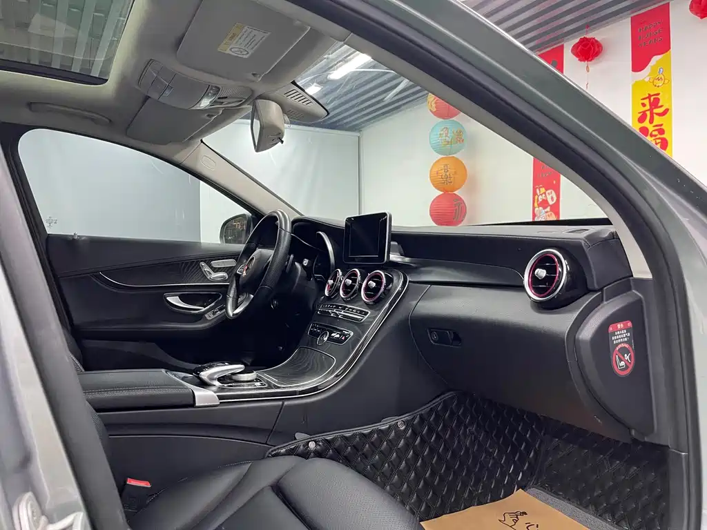 Mercedes-Benz C-Class — миниатюра 21