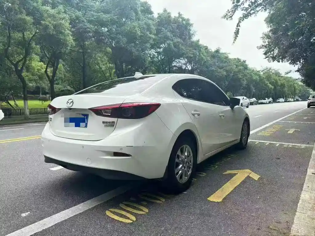 Mazda 3 Axela — миниатюра 9