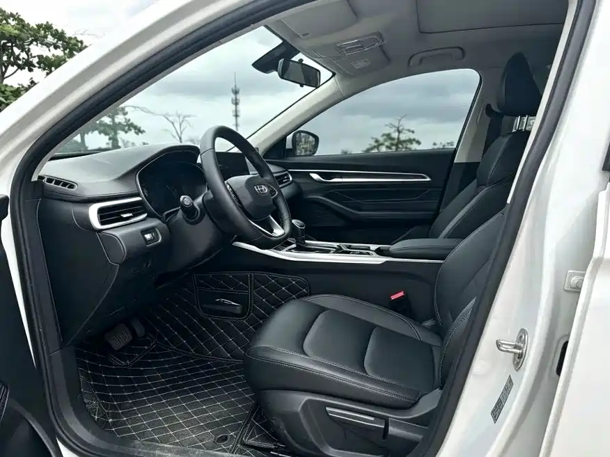 Geely Emgrand — миниатюра 4