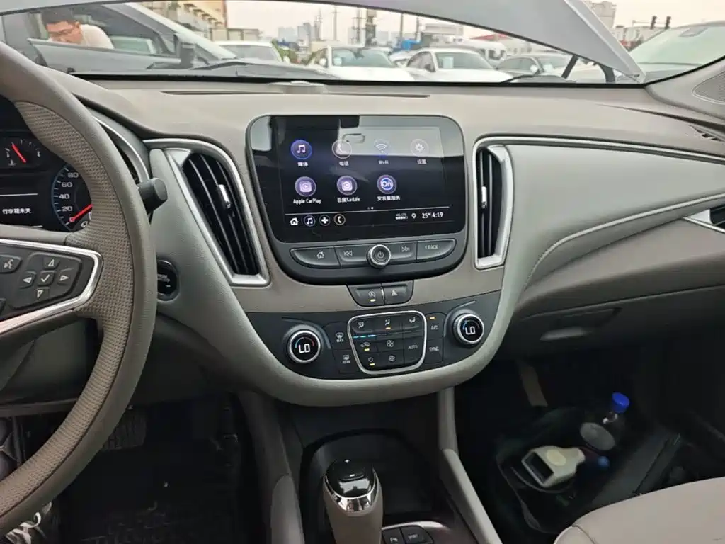 Chevrolet Malibu XL — миниатюра 13