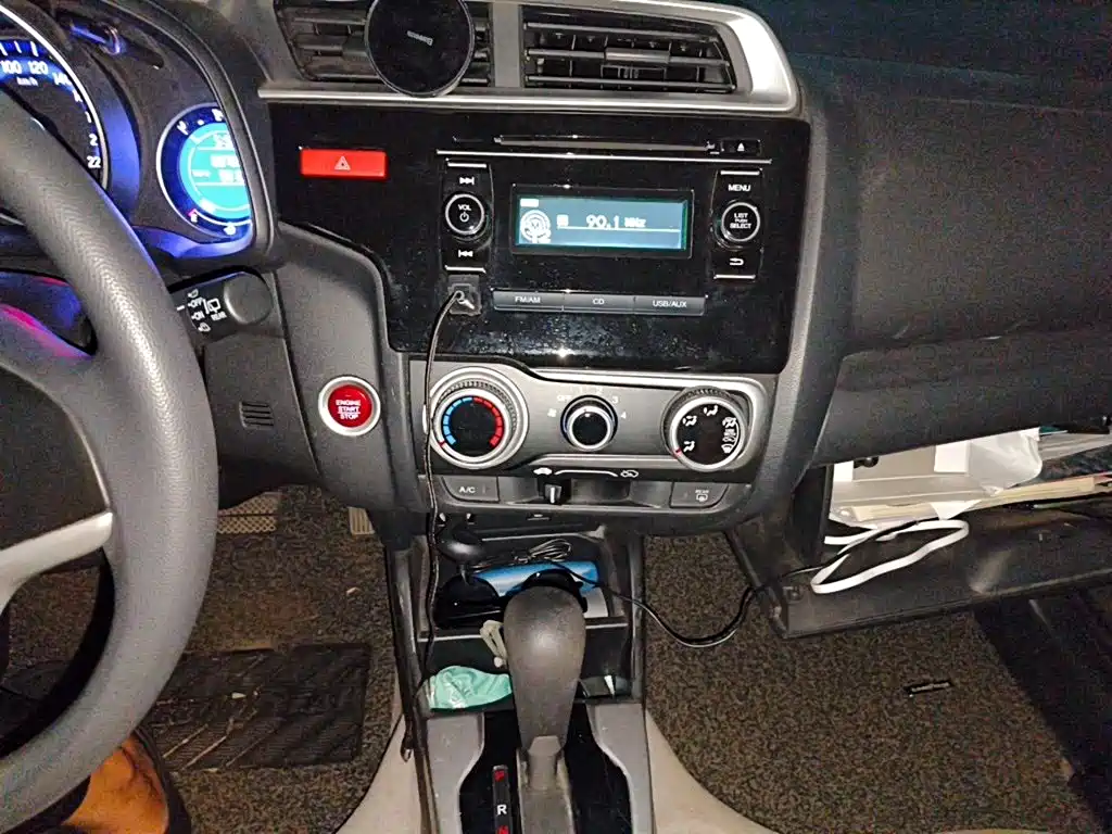 Honda Fit — миниатюра 9