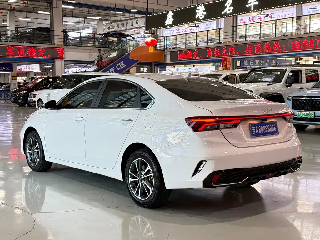 Kia K3 — миниатюра 6