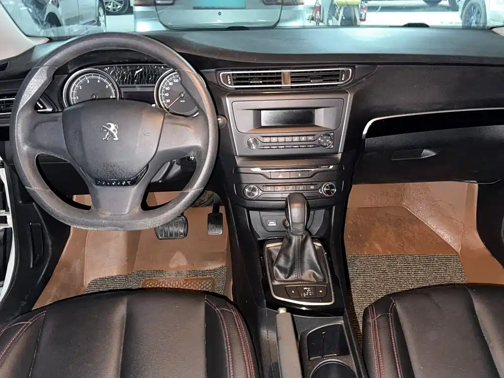 Peugeot 408 — миниатюра 15