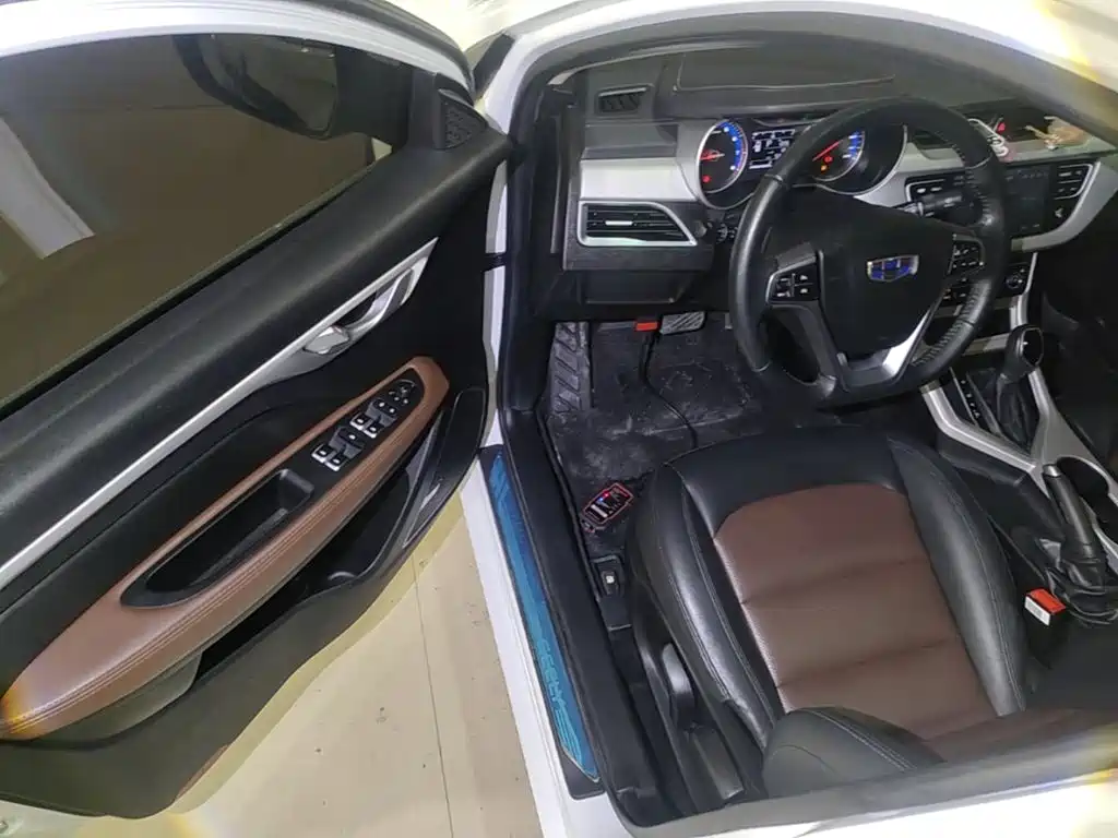 Geely Vision — миниатюра 16
