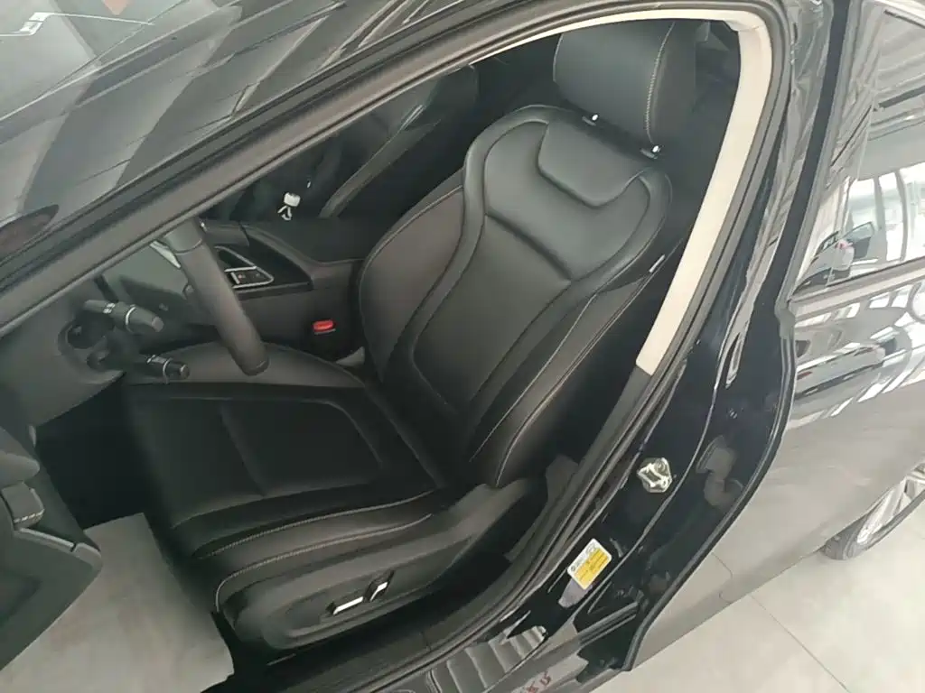 Bestune B70 — миниатюра 15