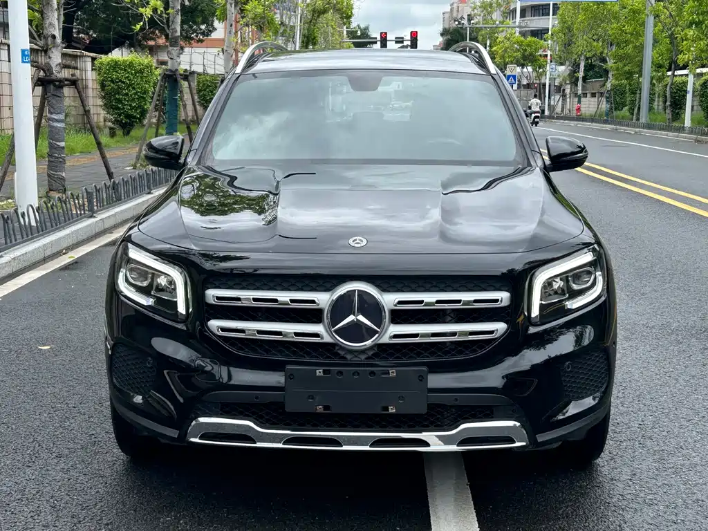 Mercedes-Benz GLB — миниатюра 2
