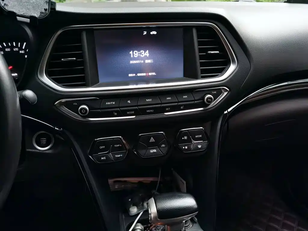 GAC GS4 2016 235T G-DCT Luxury