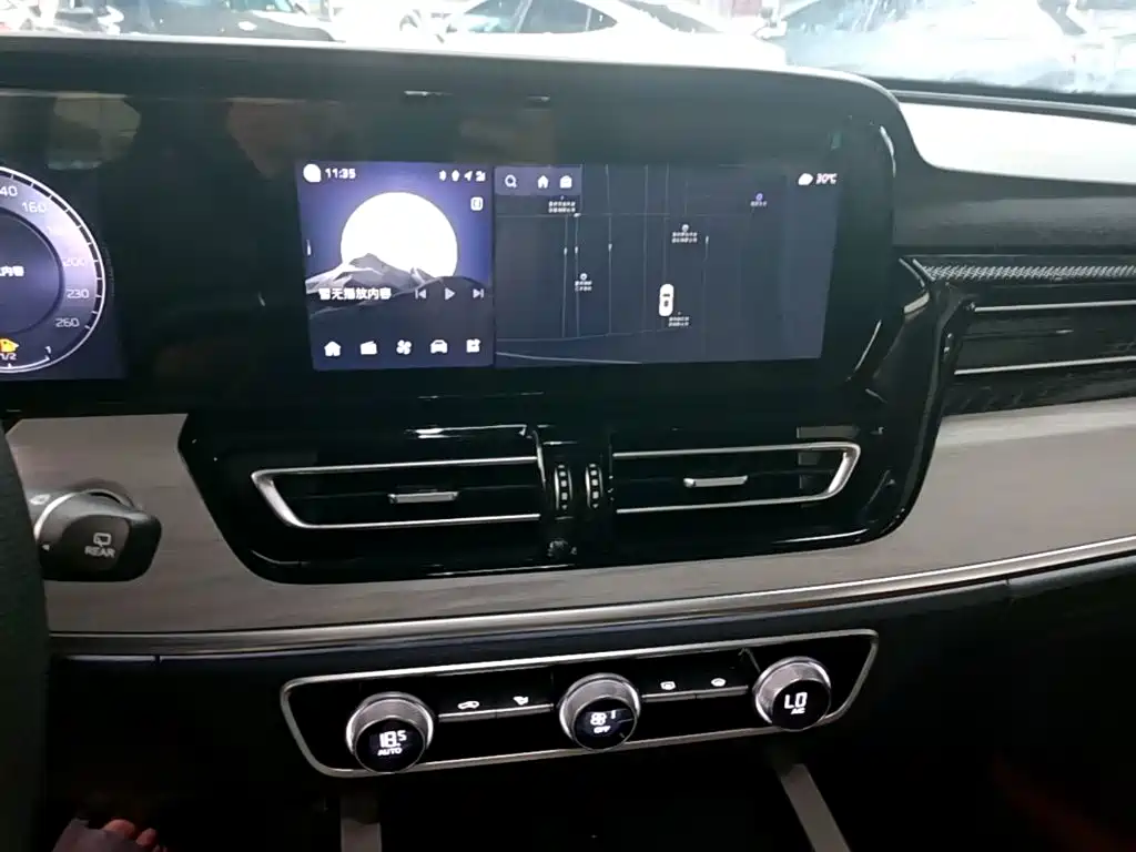 Hongqi Hongqi HS5 — миниатюра 13