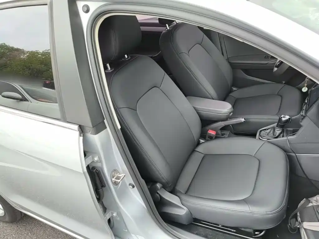 Volkswagen Jetta — миниатюра 25
