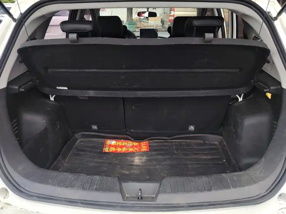 BAIC New Energy EC5 — миниатюра 4