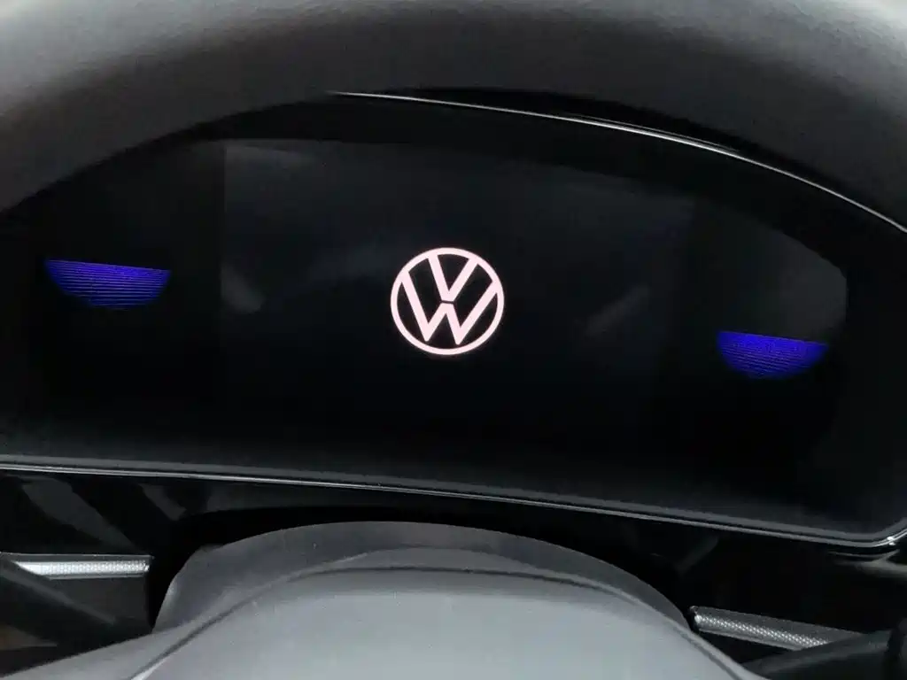 VOLKSWAGEN PASSAT NEW ENERGY