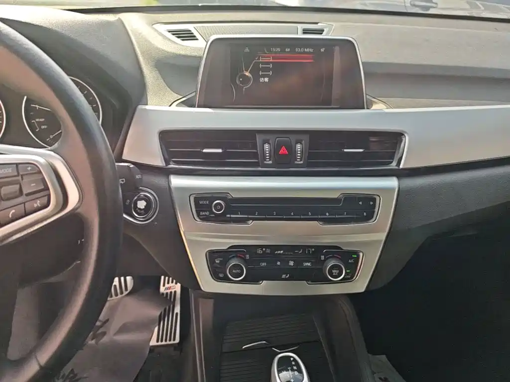 BMW X1 — миниатюра 13