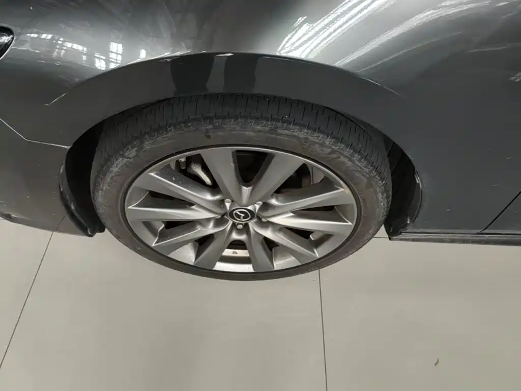 Mazda 3 Axela — миниатюра 23