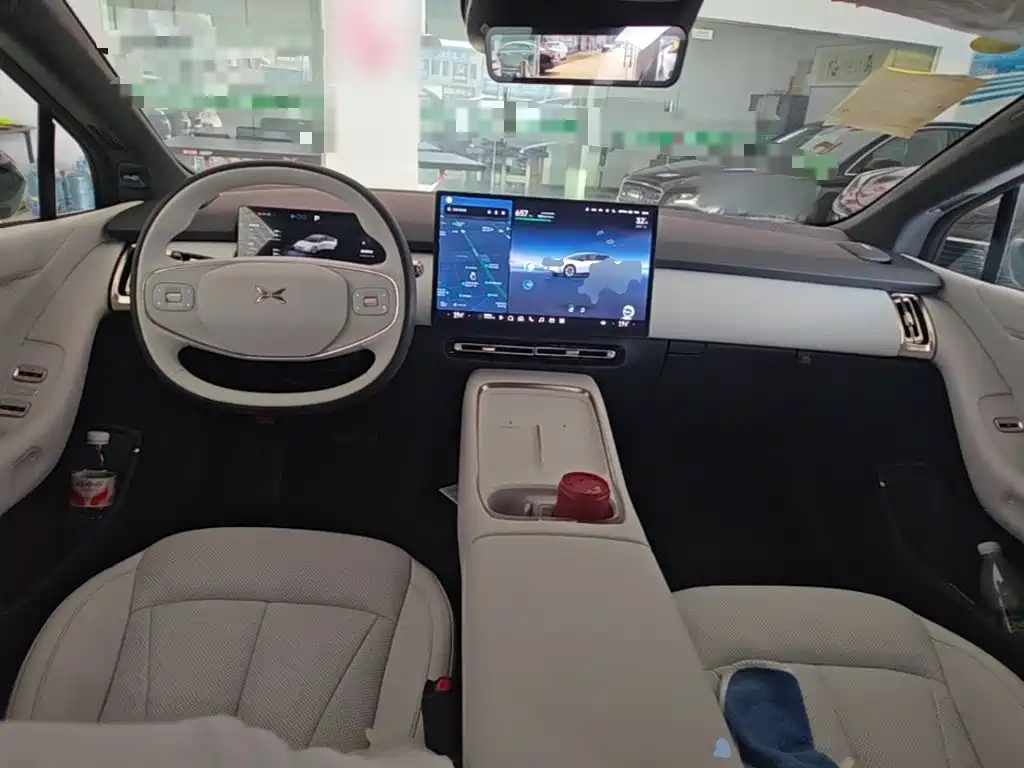 XPeng P7+ — миниатюра 10