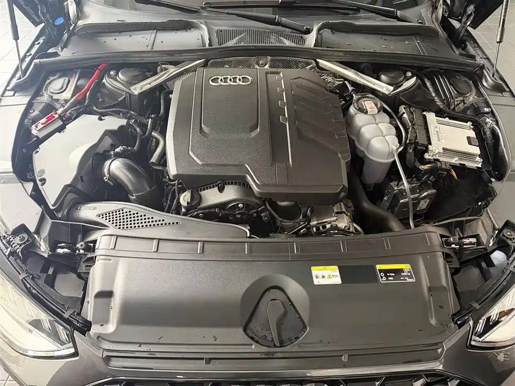 Audi A4L — миниатюра 13