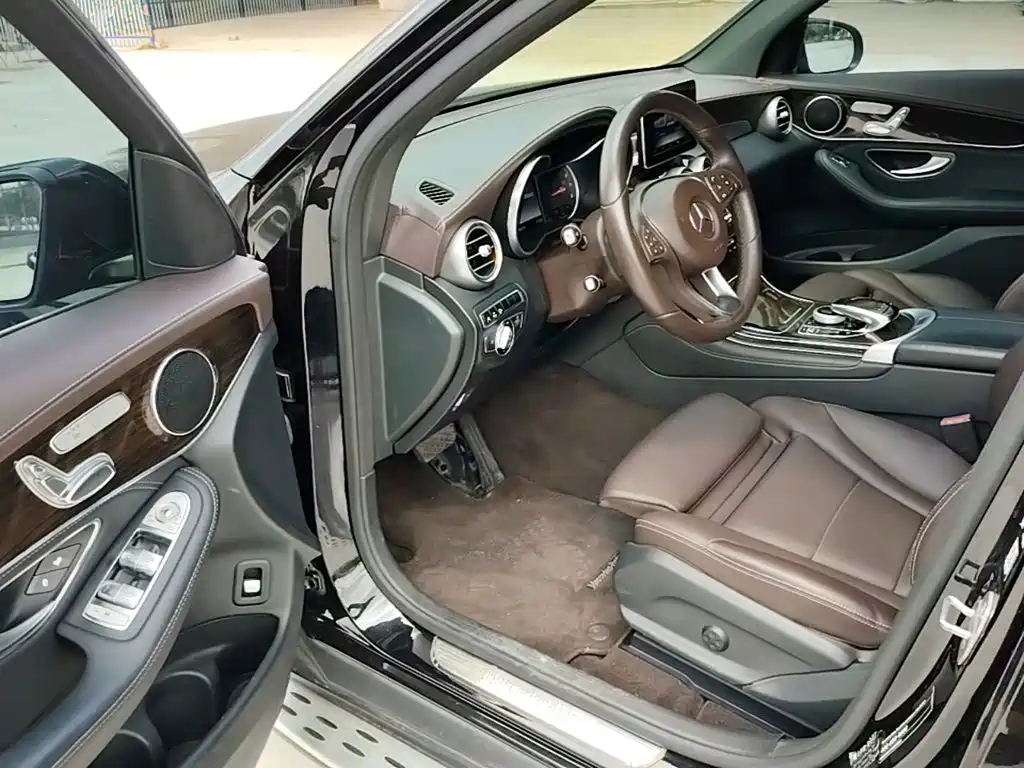 Mercedes-Benz GLC — миниатюра 16