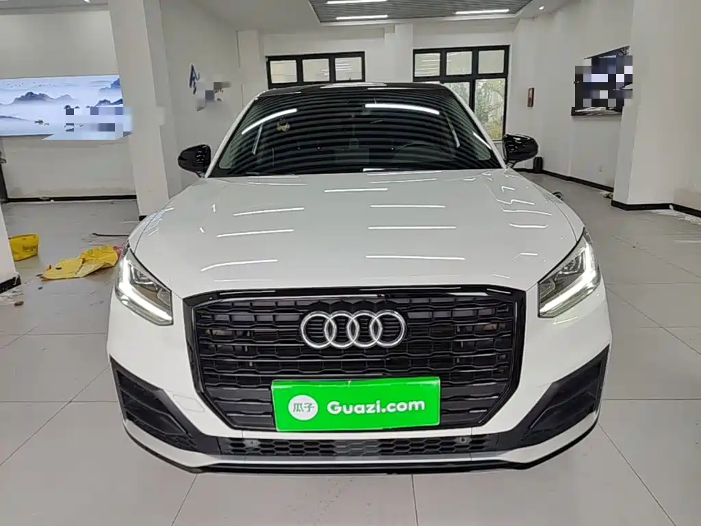 Audi Q2L — миниатюра 3
